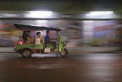夢中購車之旅，夢中購車之旅，探索夢幻般的購車體驗
