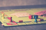 如何理解金貨版的含義？這種版本在市場中有什么特殊用途？