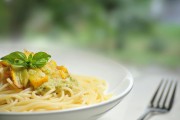 夢(mèng)中的面食之旅，夢(mèng)游面食之海，一場(chǎng)味覺的探險(xiǎn)之旅