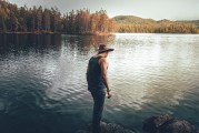 老夢(mèng)到前男友，回憶的漣漪還是心海的波濤？