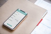 iPhone上的大型免費(fèi)游戲，探索創(chuàng)新與挑戰(zhàn)，智能手機(jī)的多任務(wù)體驗(yàn)，探索創(chuàng)新與挑戰(zhàn)的游戲應(yīng)用