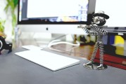 游窩游戲盒，一款由阿里巴巴旗下的游窩科技推出的在線休閑游戲盒子。這款產(chǎn)品以其豐富的游戲資源、優(yōu)質(zhì)的用戶體驗(yàn)和個性化的推薦系統(tǒng)吸引了大量玩家的關(guān)注。，游窩游戲盒，集豐富資源與優(yōu)質(zhì)體驗(yàn)于一體的在線休閑游戲盒子