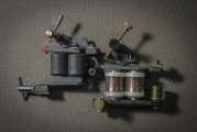 LED燈泡更換的正確步驟是什么？如何確保更換過程中的安全？