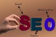 SEO設(shè)置在網(wǎng)站優(yōu)化中占有重要的地位。本文將從不同方面解析SEO設(shè)置的必要性，并提供一些基本的SEO設(shè)置策略。，提高網(wǎng)站排名，理解并實(shí)踐SEO設(shè)置的關(guān)鍵因素與策略