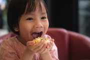 夢中喜悅，媳婦生了個女兒，夢中喜悅，喜迎女兒降臨