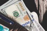 如何理解期貨市場(chǎng)的交易規(guī)則？這些規(guī)則如何影響交易決策？