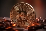玩游戲也能獲得虛擬貨幣？，游戲賺錢新途徑，虛擬貨幣概念及應(yīng)用