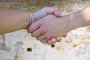 孕婦夢到摔倒的寓意與解讀，孕婦夢到摔倒的寓意與解析