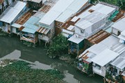 中共中央：加快建立租購并舉的住房制度，加快構(gòu)建房地產(chǎn)發(fā)展新模式