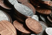 如何理解國際黃金的單價波動？這些波動對全球經(jīng)濟有何影響？