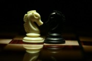 讓孩子們?cè)谧杂捎螒蛑信囵B(yǎng)思維與耐心——探索象棋游戲小游戲的無限可能，探索象棋游戲，培養(yǎng)孩子思維與耐心的游戲世界