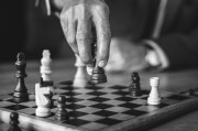 在追求快樂與實惠之間，讓我們選擇免費游戲98，8款免費游戲，讓你的夏日輕松愉快！