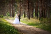 夢中見證幸福時(shí)刻——解讀夢見別人結(jié)婚的含義，解讀夢中見證幸福時(shí)刻，夢見別人結(jié)婚的含義