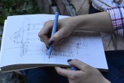 現(xiàn)在讓我們開始教你如何正確使用注冊機(jī)。以下是一個基本的步驟指南，教程，使用注冊機(jī)的基本步驟