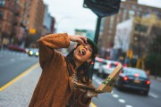 游戲免費(fèi)的時(shí)代，女性玩家的新機(jī)遇與挑戰(zhàn)，女性在數(shù)字時(shí)代的游戲發(fā)展，新機(jī)遇與挑戰(zhàn)