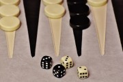 海量五子棋游戲盡在手機上，只需一部手機，隨時隨地享受五子棋的樂趣！