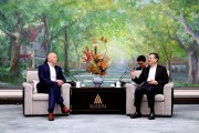 陳吉寧會(huì)見(jiàn)丹麥得斯威集團(tuán)首席執(zhí)行官延斯·倫德