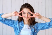 夢(mèng)中邂逅——女?huà)雰旱纳衩卦⒁猓瑝?mèng)中邂逅，女?huà)雰旱纳衩卦⒁饨庾x