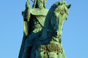 國(guó)王的游戲小說(shuō)免費(fèi)閱讀: 一部揭開(kāi)神秘城堡的冒險(xiǎn)記，公主與騎士，揭秘神秘城堡之旅
