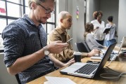 如何通過多種方式查詢企業(yè)注冊信息？，多元化查詢企業(yè)注冊信息的方式方法