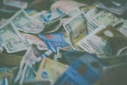 法國使用的貨幣及其在全球經(jīng)濟中的地位是什么？這種貨幣如何影響國際貿(mào)易和投資？