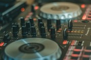 錄音插件網站的選擇指南，聲音處理，如何選擇合適的錄音插件網站