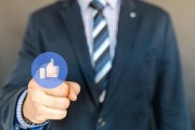 如何在Facebook上創(chuàng)建一個(gè)強(qiáng)大的個(gè)人品牌并成功推廣你的產(chǎn)品和服務(wù)？，五個(gè)步驟教你如何打造成功的個(gè)人品牌并在Facebook上推廣產(chǎn)品和服務(wù)