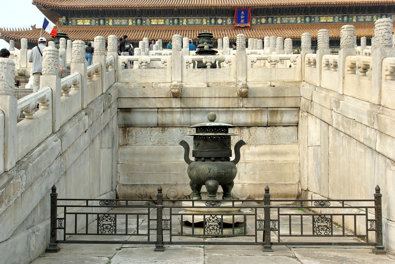 夢到墓地，解讀夢境中的預兆與深層含義