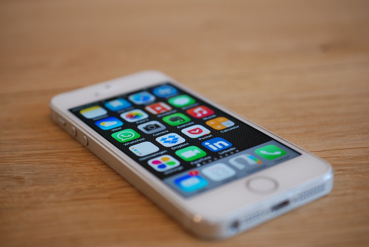 iPhone手機(jī)，好玩且免費(fèi)的游戲