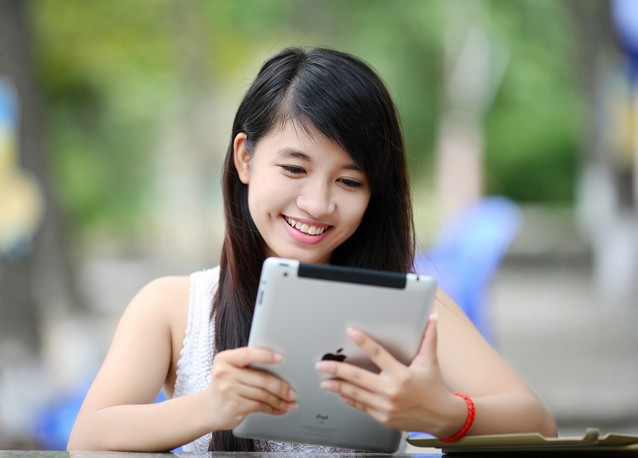 iPad多人游戲的無(wú)限可能，免費(fèi)與付費(fèi)的交融
