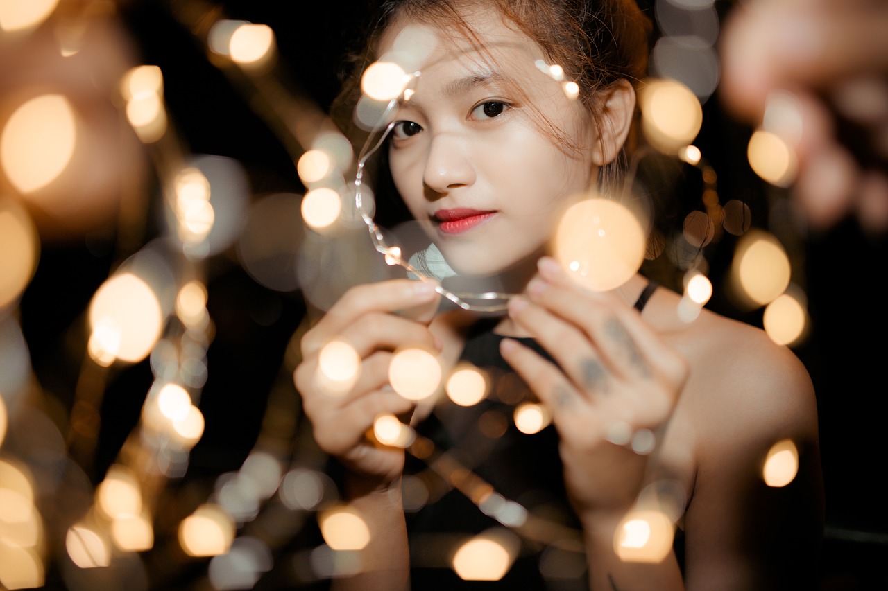 夢(mèng)境中的邂逅，一次與未知女性的親吻