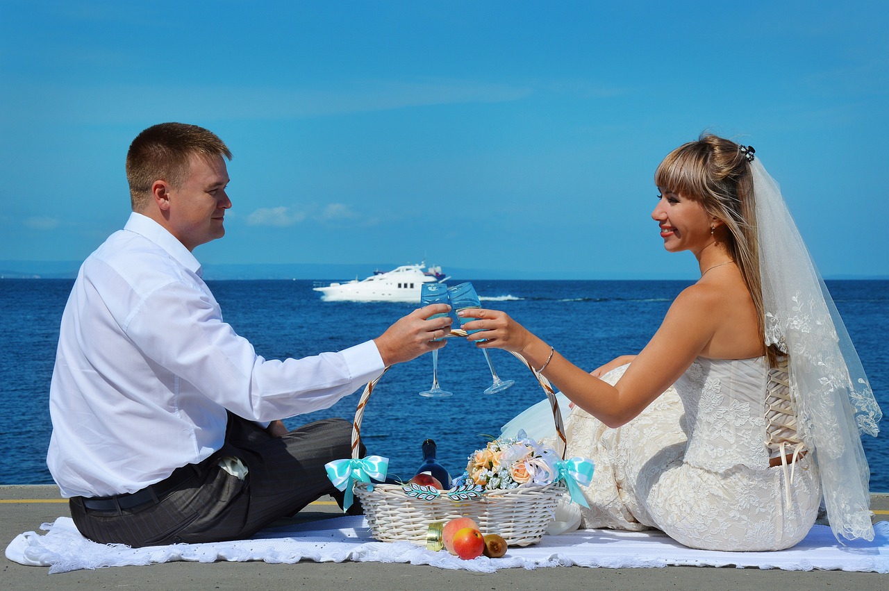 免費結(jié)婚的游戲，一場浪漫的邂逅