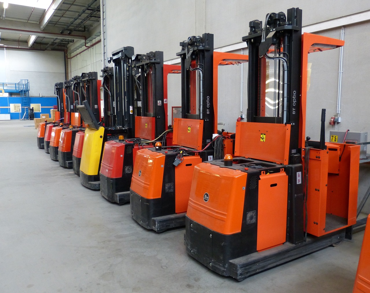 免費(fèi)游戲叉車，體驗(yàn)一款便捷、刺激的物流運(yùn)輸工具