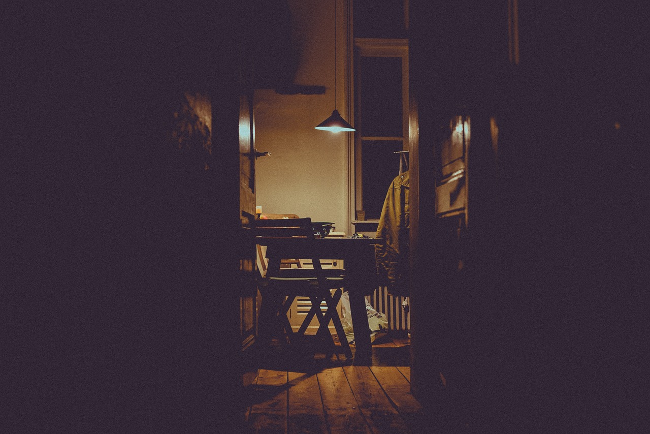 夢魘之影，夢到老公快死了的內(nèi)心世界