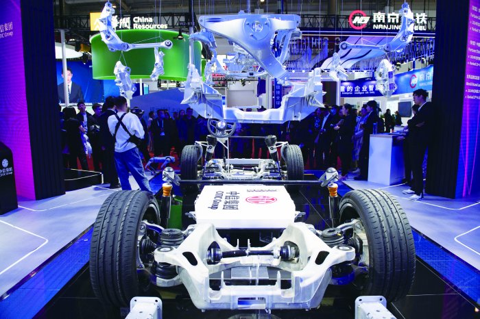 智能化、品牌化、低碳化 汽車業(yè)以“鏈”為媒謀轉(zhuǎn)型