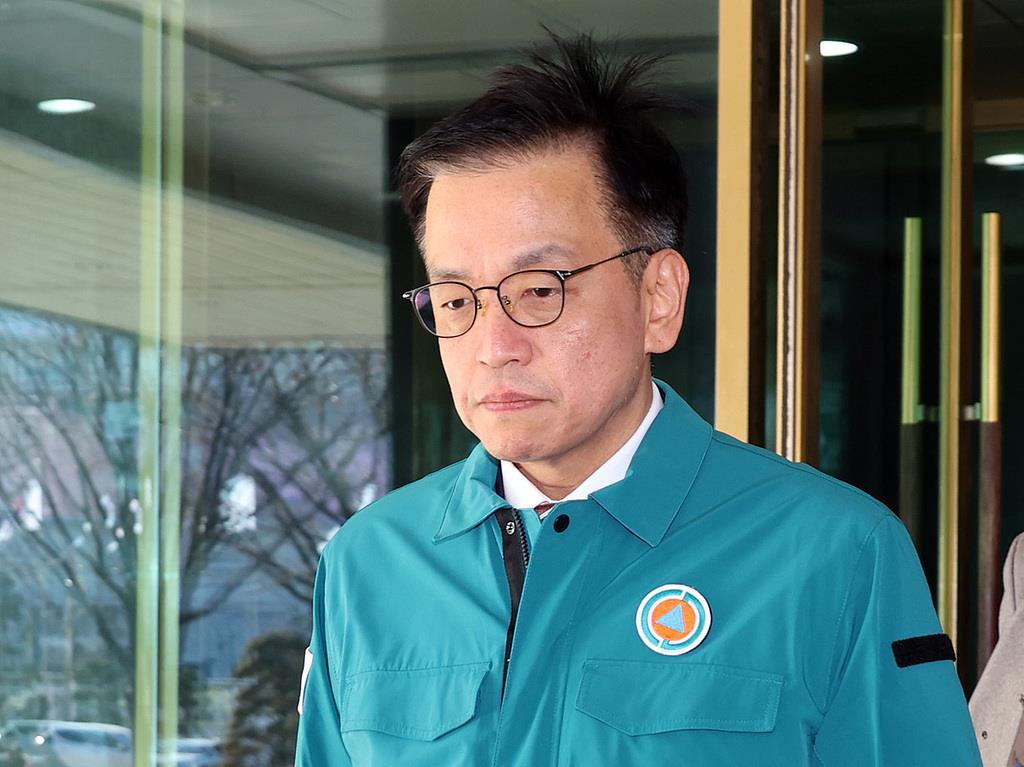 僅2人獲救 韓客機失事前6分鐘詳情公布 幸存者問：發(fā)生了什么？