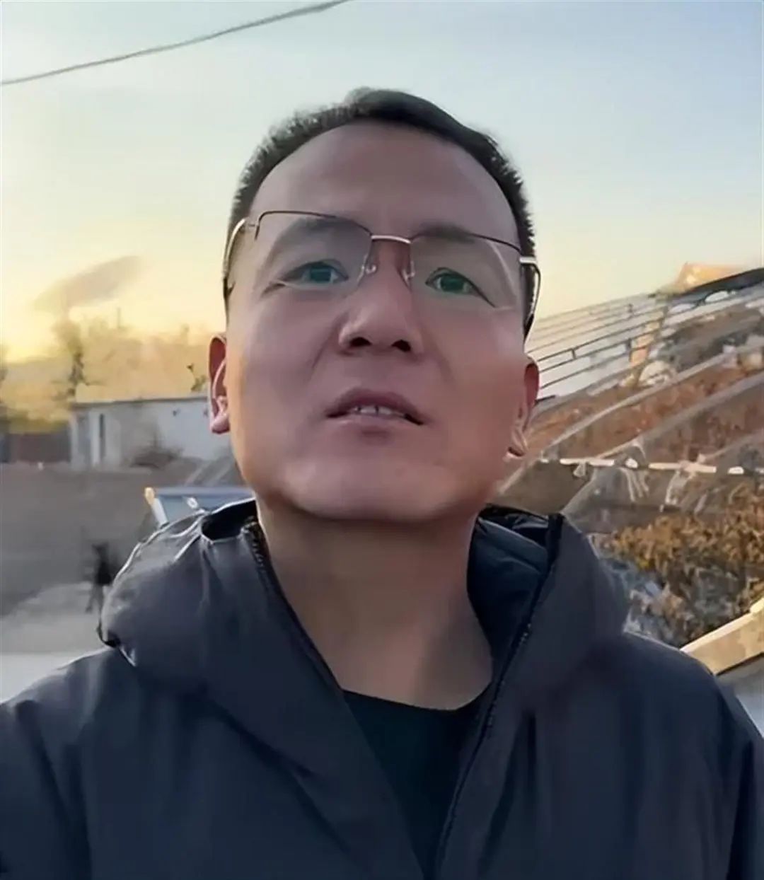 千萬粉絲網(wǎng)紅潘宏賬號(hào)內(nèi)容清空！下架所有視頻