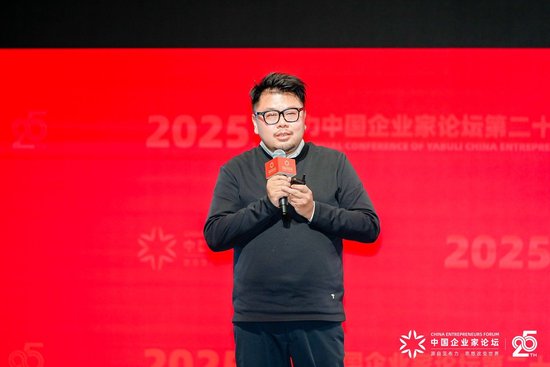 同為杭州六小龍，強腦科技創(chuàng)始人自曝很多員工屏保是梁文鋒……