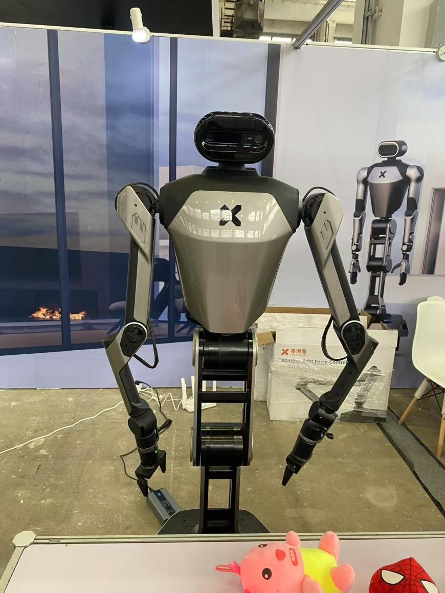 人形機器人哪家強？宇樹、智元、星海圖、開普勒等同臺競技