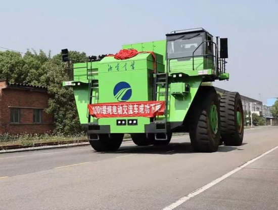 全球首臺(tái)！禾望變頻器助力220T純電動(dòng)礦用自卸車下線