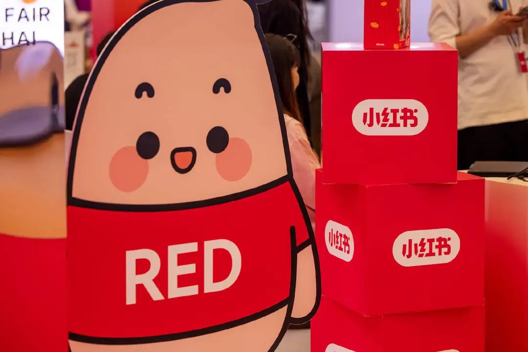 接入DeepSeek，小紅書要謹(jǐn)慎一“點(diǎn)點(diǎn)”