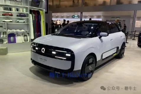 上海車展「車?！贡P點：小鵬機器人吸睛，比亞迪派出悟空