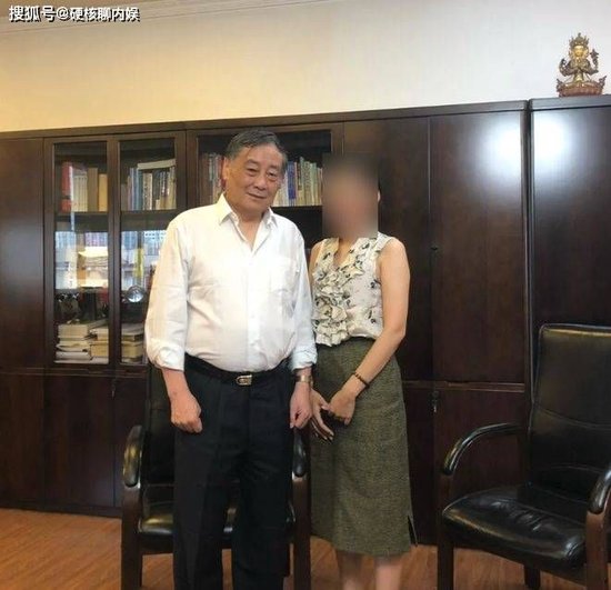 曝宗慶后3個私生子近況：女兒讀娃哈哈大學(xué)，兒子康奈爾大學(xué)畢業(yè)