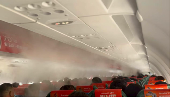 15元毛毯風波：春秋航空一邊“喊冤”，一邊狂賺22億
